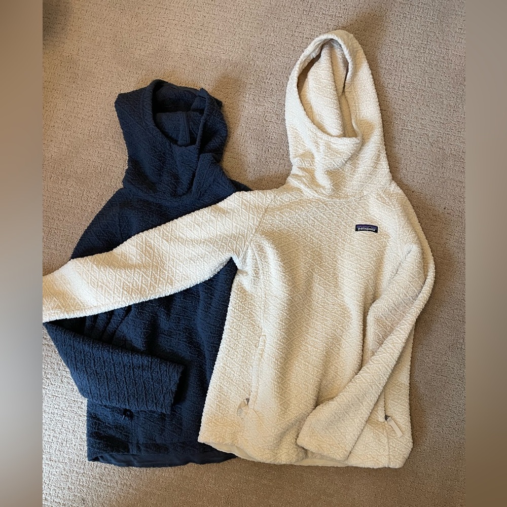 Patagonia Capra Hooded Fleece Pullovers